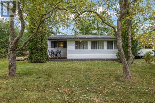 97 Smith Lane, Huron Kinloss, ON N2Z0B3 Photo 2
