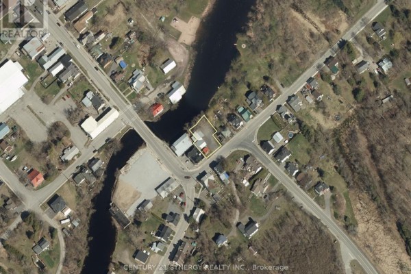 97 South Street, Lanark Highlands, ON K0G1K0 Photo 3