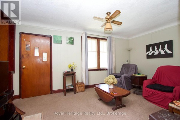 Mud room - 97 Westmount Street, Oshawa, ON L1J4X2 Photo 5