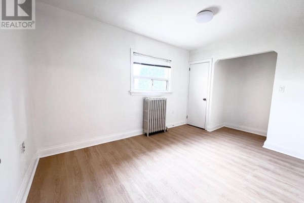 Bedroom - 970 Briar Hill Avenue, Toronto, ON M6B1M3 Photo 4