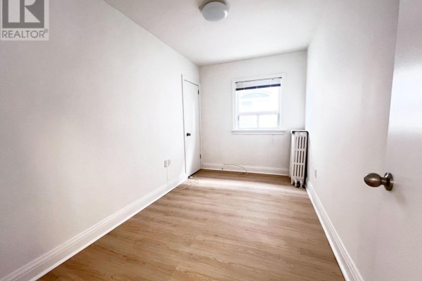 Bedroom - 970 Briar Hill Avenue, Toronto, ON M6B1M3 Photo 5