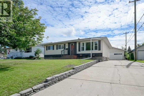 9703 87 Avenue, Grande Prairie