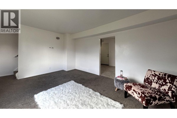 9704 108 Avenue, Fort St  John, BC, photo 2