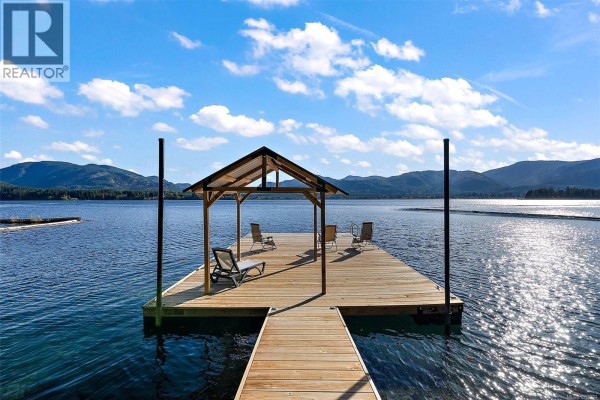 Residential for sale at 9712 Marble Bay Rd, Lake Cowichan, BC - MLS® 2f5dd0