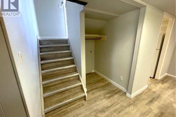 9714-9716 102 Avenue, Fort St  John, BC, photo 3