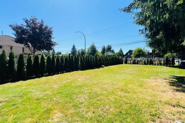 9716 156 Street, Surrey, BC, photo 3