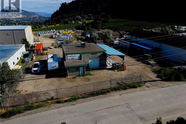 9716 Lenzi Street, Summerland, BC V0H1Z0 Photo 4