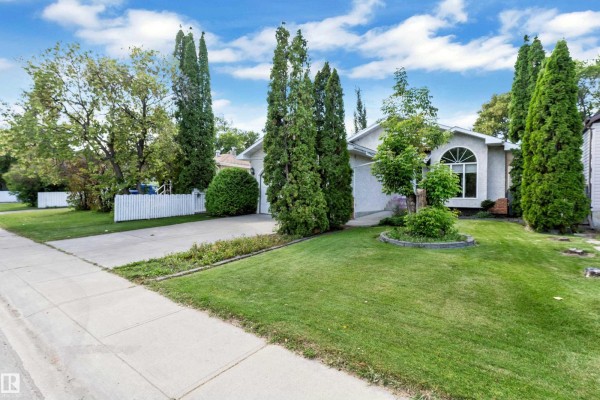 9722 157 St Nw, Edmonton, AB, photo 3