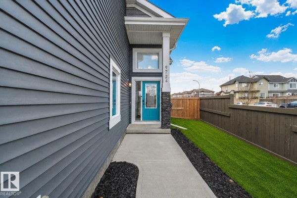 9724 223 St Nw, Edmonton, AB, photo 2