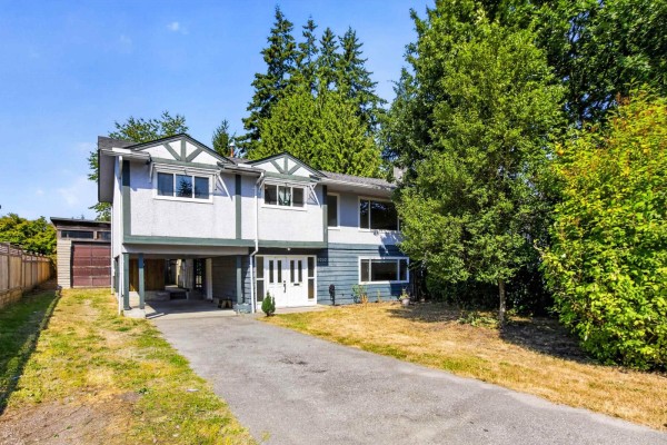 9727 121 Street, Surrey, BC V3V4J6 Photo 2