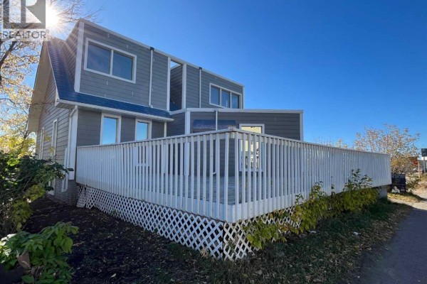 9731 100 Avenue, Grande Prairie, AB T8V0T5 Photo 3