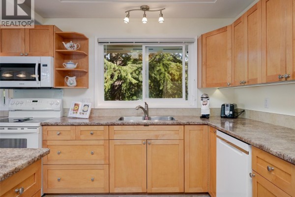 Bedroom - 9743 Ardmore Dr, North Saanich, BC V8L5H5 Photo 5