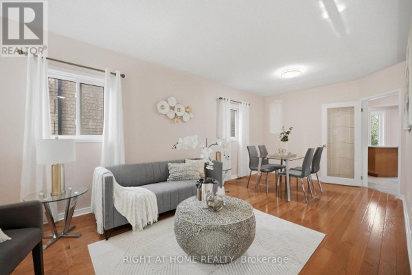 Bedroom 2 - 975 Mantle Crescent, Mississauga, ON L5V2G3 Photo 4