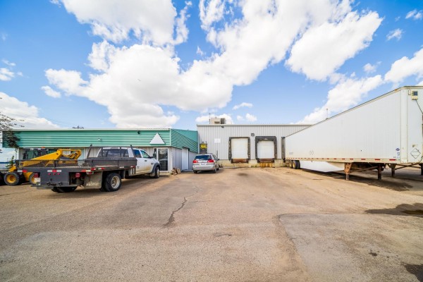 9750 35th Ave Nw, Edmonton, AB T6E6J6 Photo 2