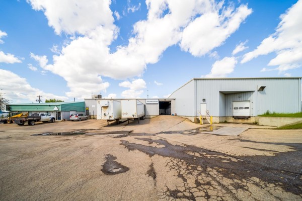 9750 35th Ave Nw, Edmonton, AB T6E6J6 Photo 3