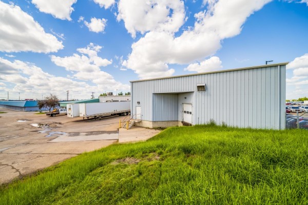 9750 35th Ave Nw, Edmonton, AB T6E6J6 Photo 4