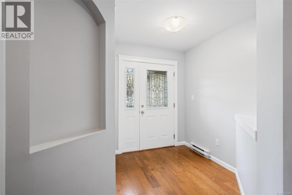 Living room - 976 Wild Blossom Crt, Langford, BC V9C4M8 Photo 5