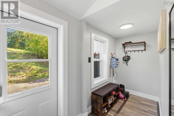 Laundry / Bath - 9677 221 Highway, Canning, NS B0S1P0 Photo 5