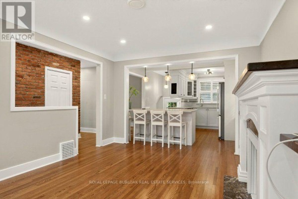 Dining room - 977 Long Drive, Burlington, ON L7T3K2 Photo 4