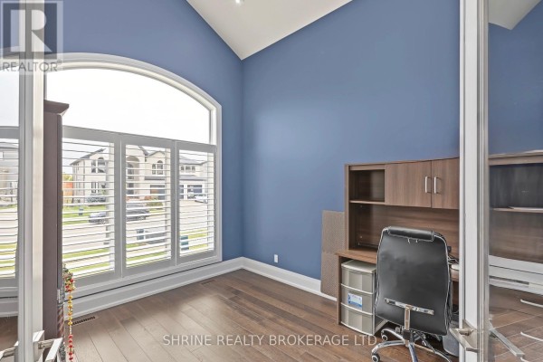 Family room - 977 Longworth Road, London South, ON N6K0C9 Photo 3