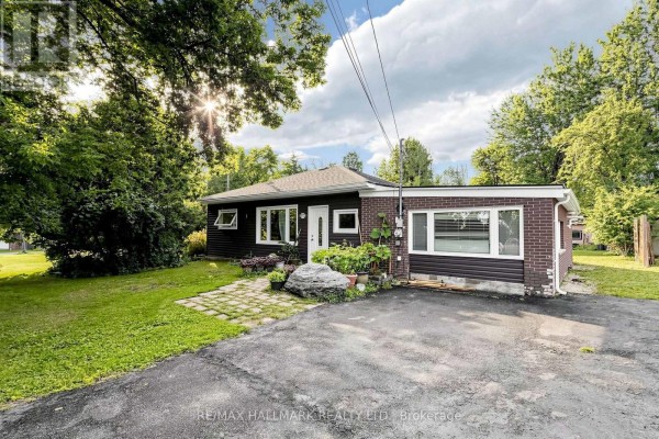 Primary Bedroom - 9771 Beachwood Road, Collingwood, ON L9Y3Z1 Photo 3