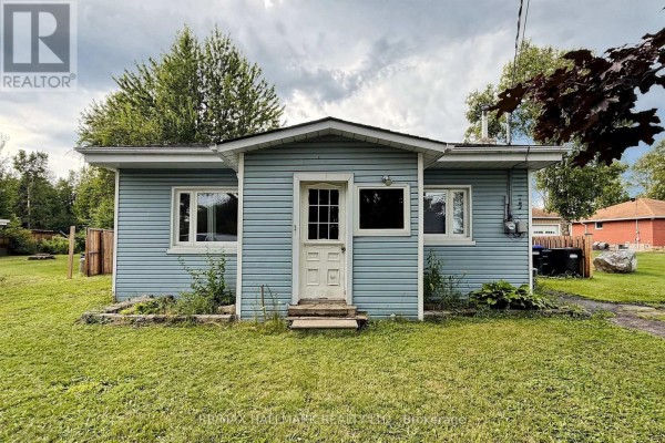 Primary Bedroom - 9775 Beachwood Road, Collingwood, ON L9Y3Z1 Photo 4