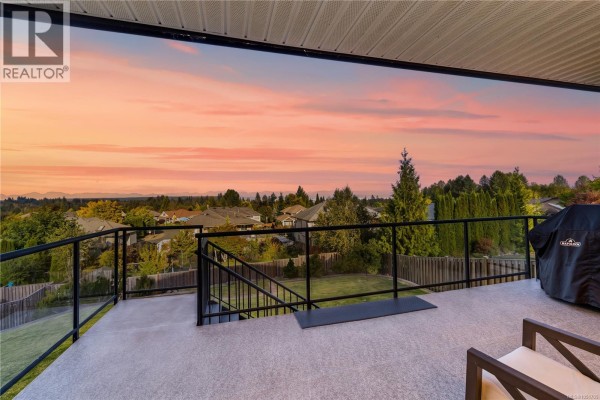 978 Timberline Dr, Campbell River, BC, photo 2