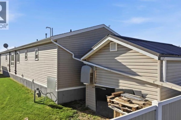 98, 15 Mackenzie Ranch Way, Lacombe, AB, photo 2