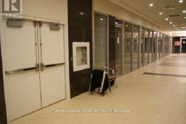 98 - 384 Yonge Street, Toronto, ON M5B1S8 Photo 2