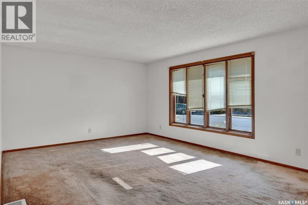 Bedroom - 98 Alport Crescent, Regina, SK S4R7Y6 Photo 4