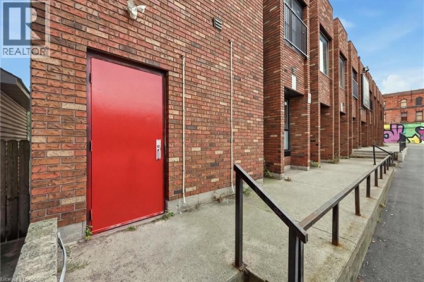 98 Barton Street E, Hamilton, ON L8L2V9 Photo 5