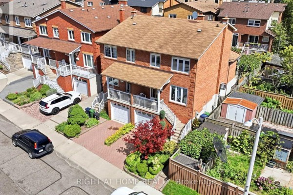 98 Beaver Terrace, Toronto, ON, photo 2