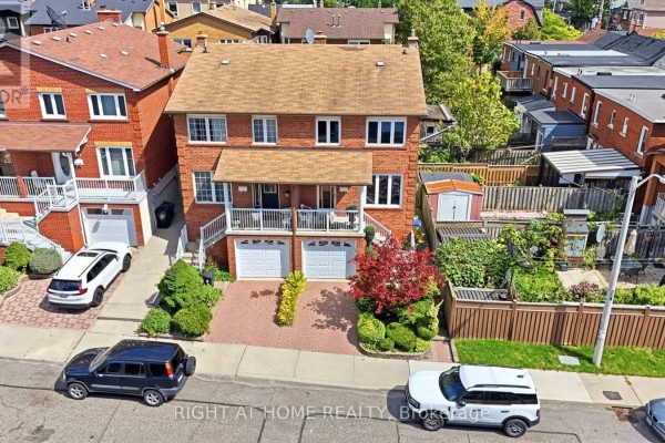 98 Beaver Terrace, Toronto, ON, photo 3