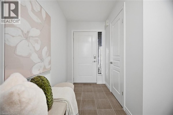 4pc Bathroom - 98 Bloom Crescent, Stoney Creek, ON L0R1P0 Photo 2