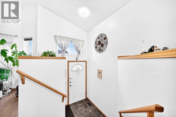 Dining room - 98 Country Hills Heights Nw, Calgary, AB T3K4Y6 Photo 3