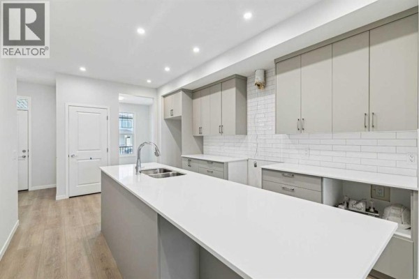98 Creekview Avenue Sw, Calgary, AB, photo 3
