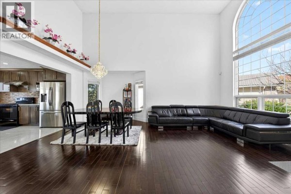 Dining room - 98 Hampstead Circle Nw, Calgary, AB T3A5P1 Photo 3