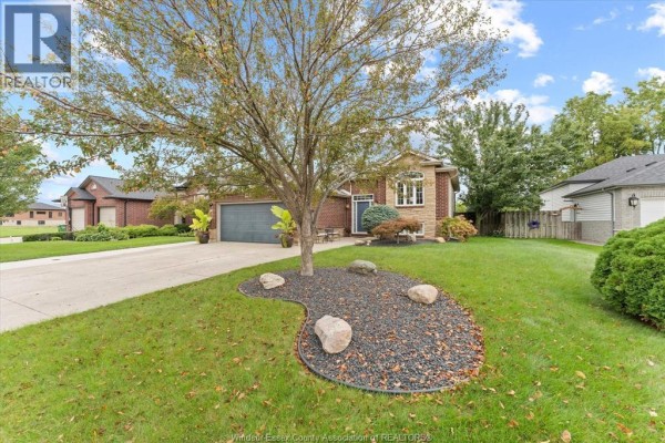3pc Ensuite bath - 98 Hazel Crescent, Kingsville, ON N9Y0B2 Photo 2