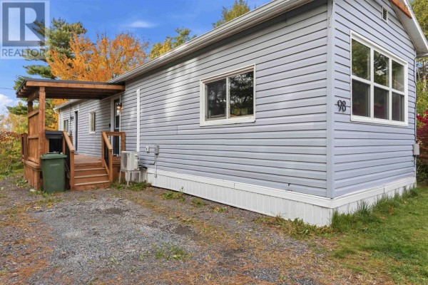 Dining room - 98 Homco Drive Drive, New Minas, NS B4N3Y5 Photo 2
