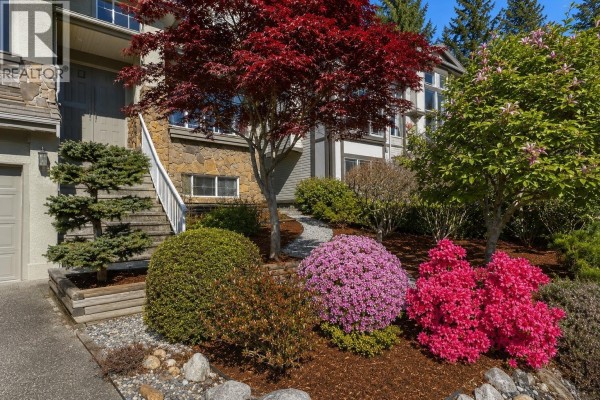 98 Linden Court, Port Moody, BC V3H5C2 Photo 5