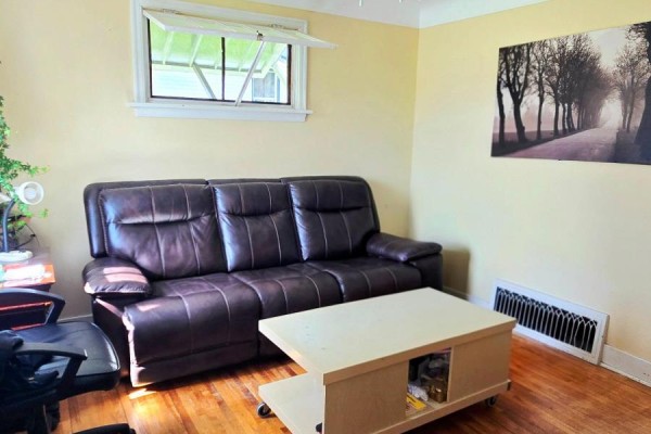 Bedroom - 98 Louth Street, St  Catharines, ON L2S2T4 Photo 4