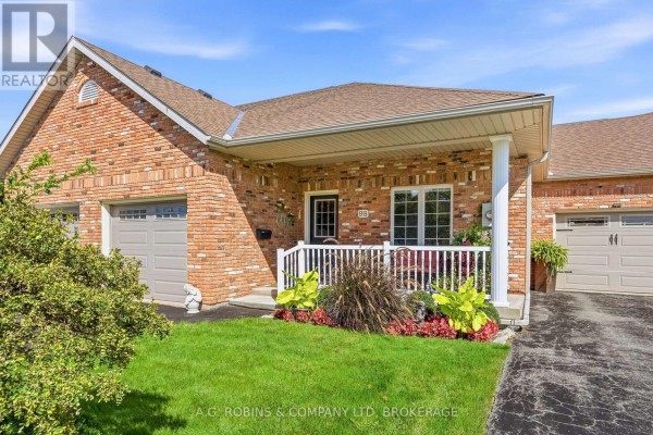 98 Maple Street, Port Colborne, ON, photo 2