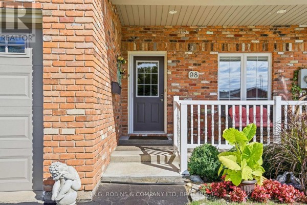 98 Maple Street, Port Colborne, ON, photo 3