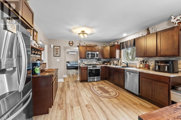 Bath (# pieces 1-6) - 98 Oak Drive, Charlottetown, PE C1A7Z1 Photo 5