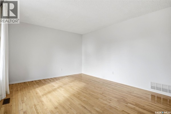 Bedroom - 98 Read Avenue, Regina, SK S4T6P8 Photo 5