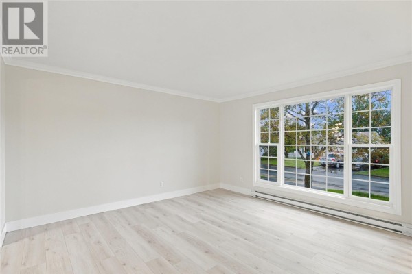 Bath (# pieces 1-6) - 98 Rickenbacker Road, Gander, NL A1V2C7 Photo 3