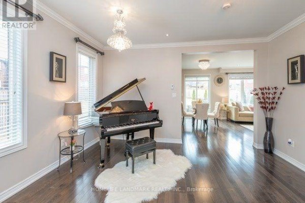 98 Stoyell Drive, Richmond Hill, ON, photo 3