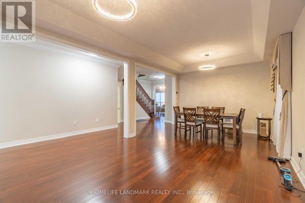 Dining room - 98 Thornhill Ravines Crescent, Vaughan, ON L6A4J8 Photo 3