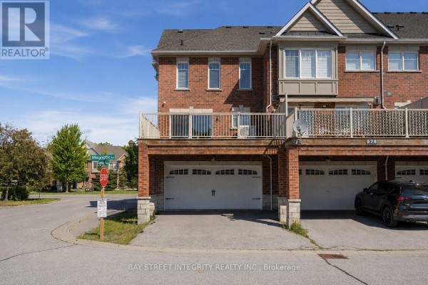 Kitchen - 980 Millard Street, Whitchurch Stouffville, ON L4A0T2 Photo 4