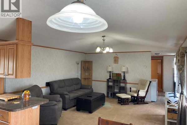 9800 18 Street Unit# 18, Dawson Creek, BC, photo 3